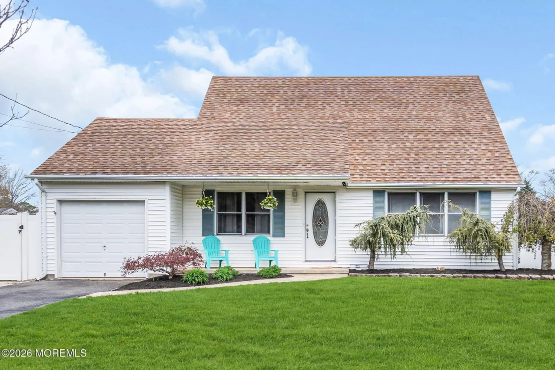 Photo of 305 Hudson Drive