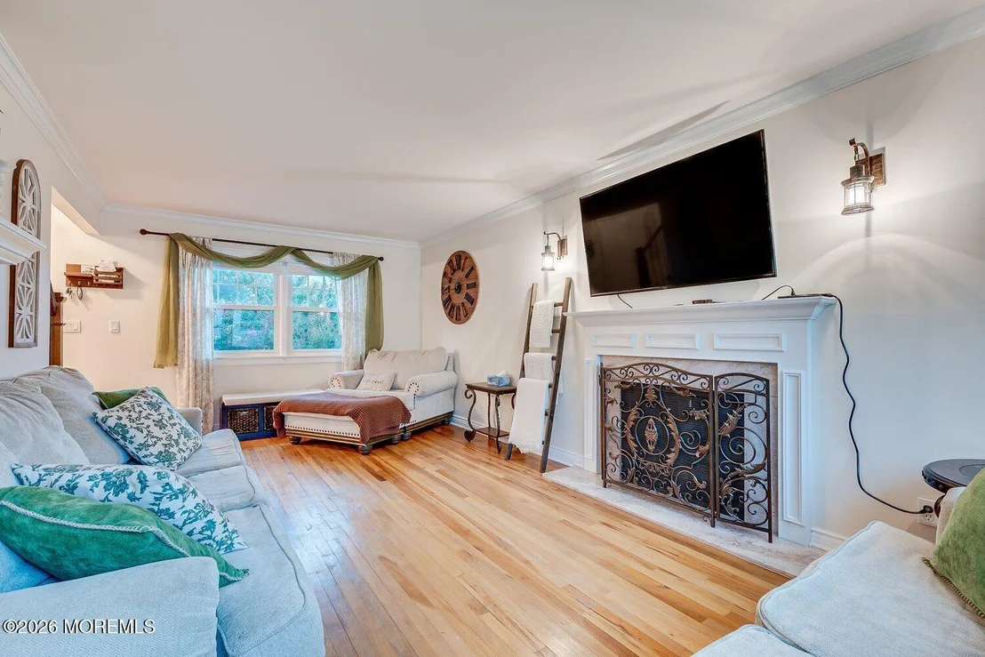 Photo of 4 Bucknell Drive