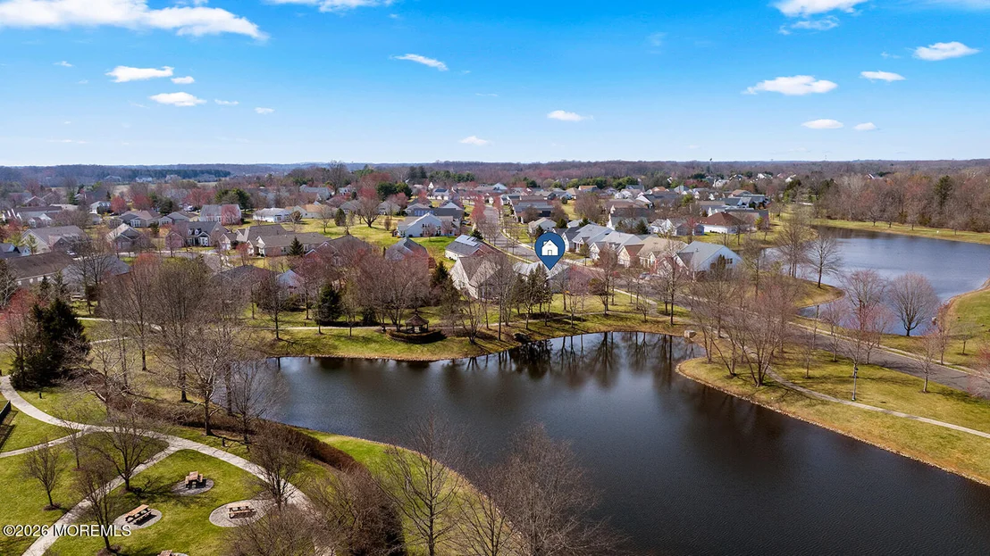 Photo of 1 Colonial Way