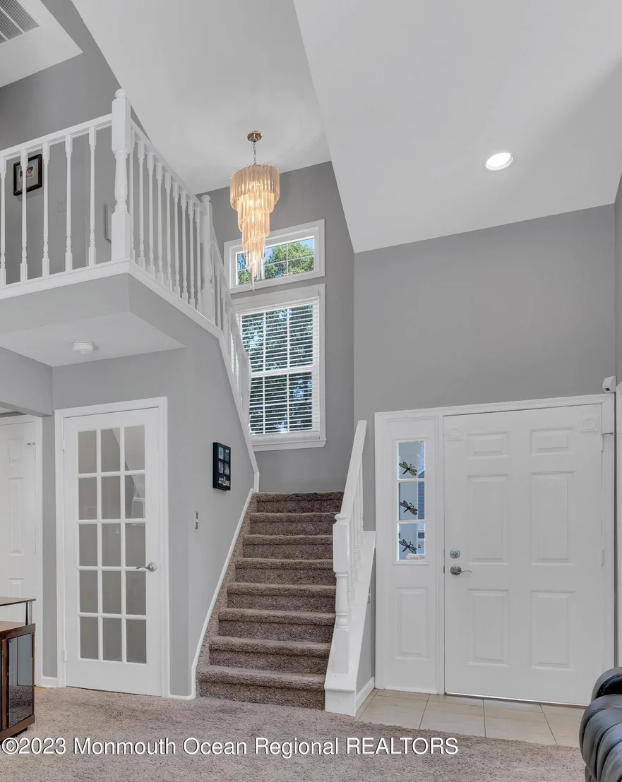 Photo of 7 Spruce Hollow Drive