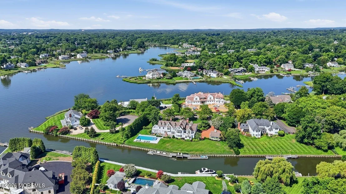 Photo of 13 Rivers Edge Drive