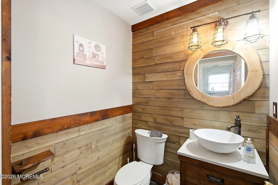Photo of 2115 Cedarview Drive