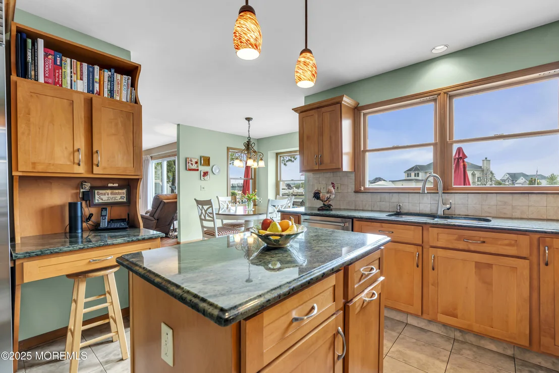 Photo of 560 Midwood Drive