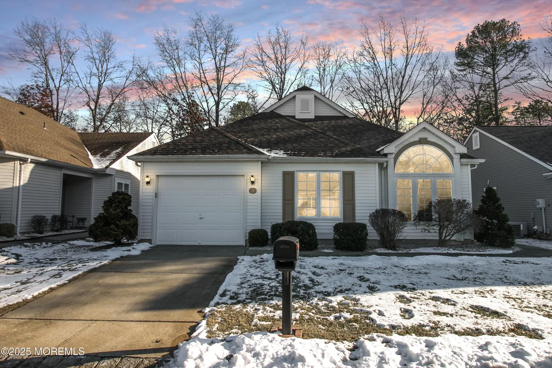 Photo of 3 Arthur Court