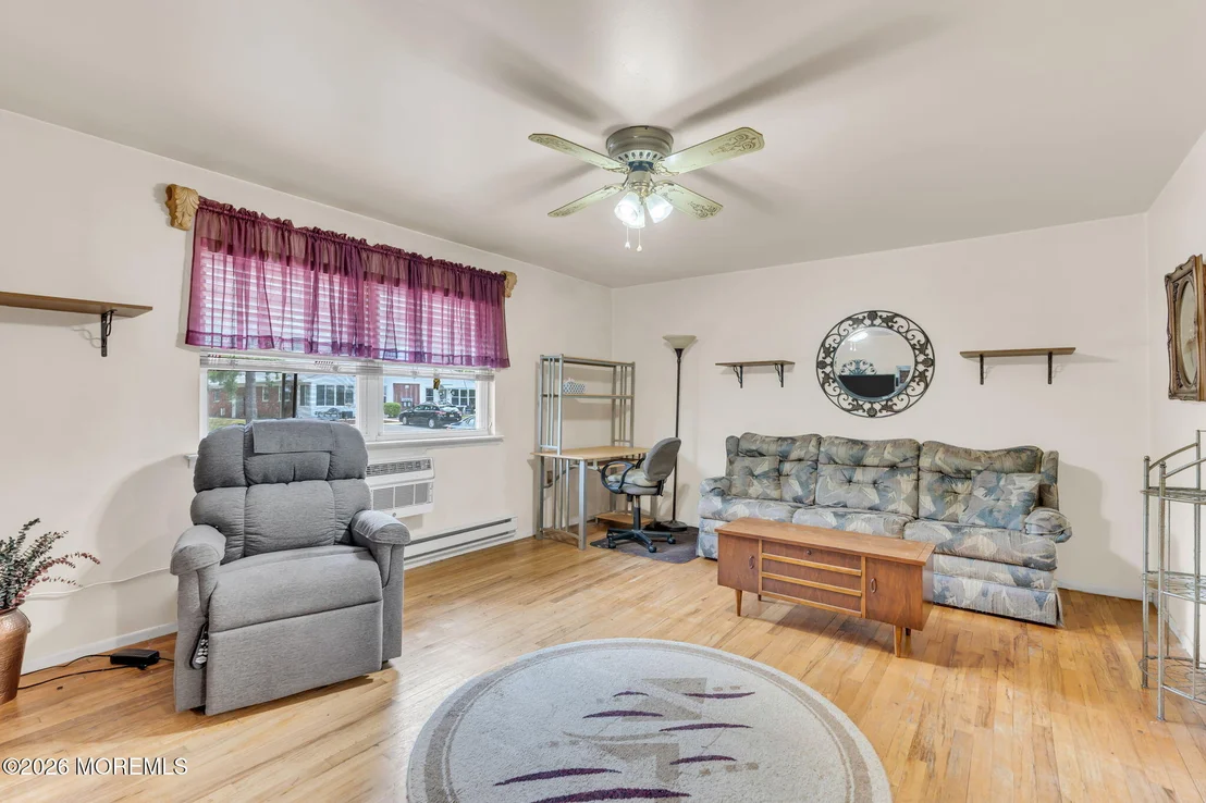 Photo of 207B Laurel Place