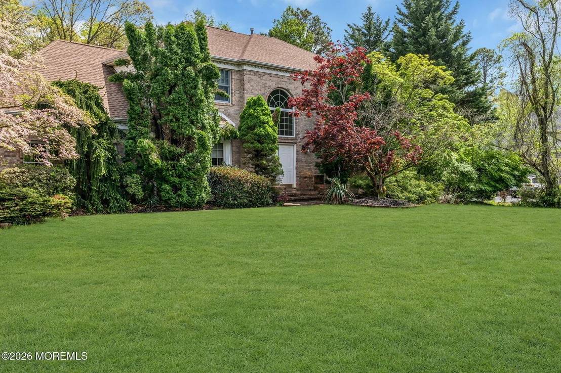 Photo of 4 Quaker Hill Road