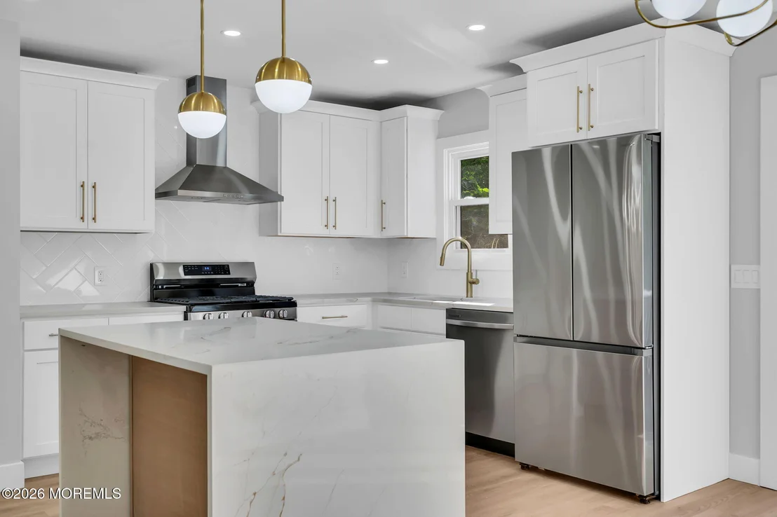 Photo of 415 S 1st Avenue