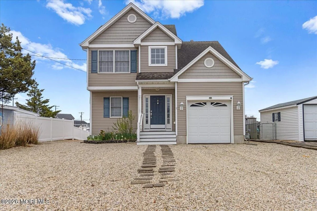 Photo of 3 Cranbury Lake Drive