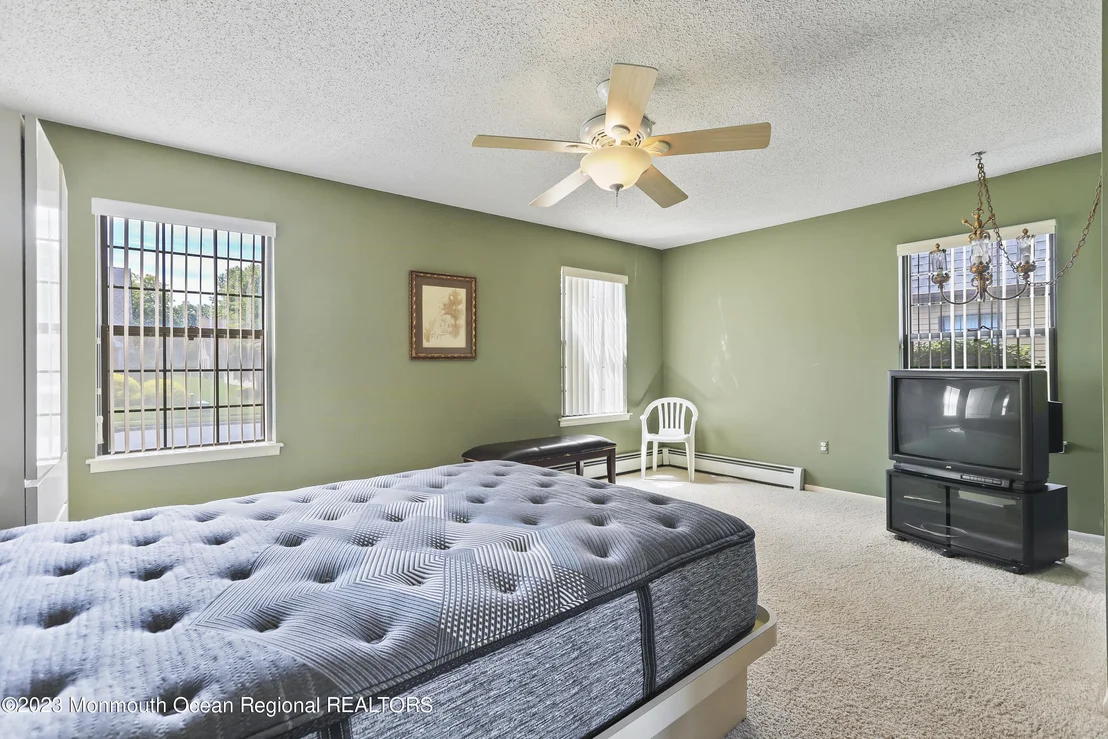 Photo of 14 Peasley Drive