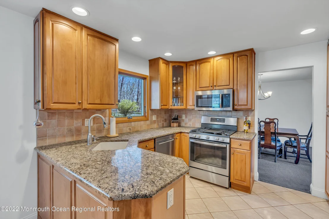 Photo of 7 Algonquin Drive
