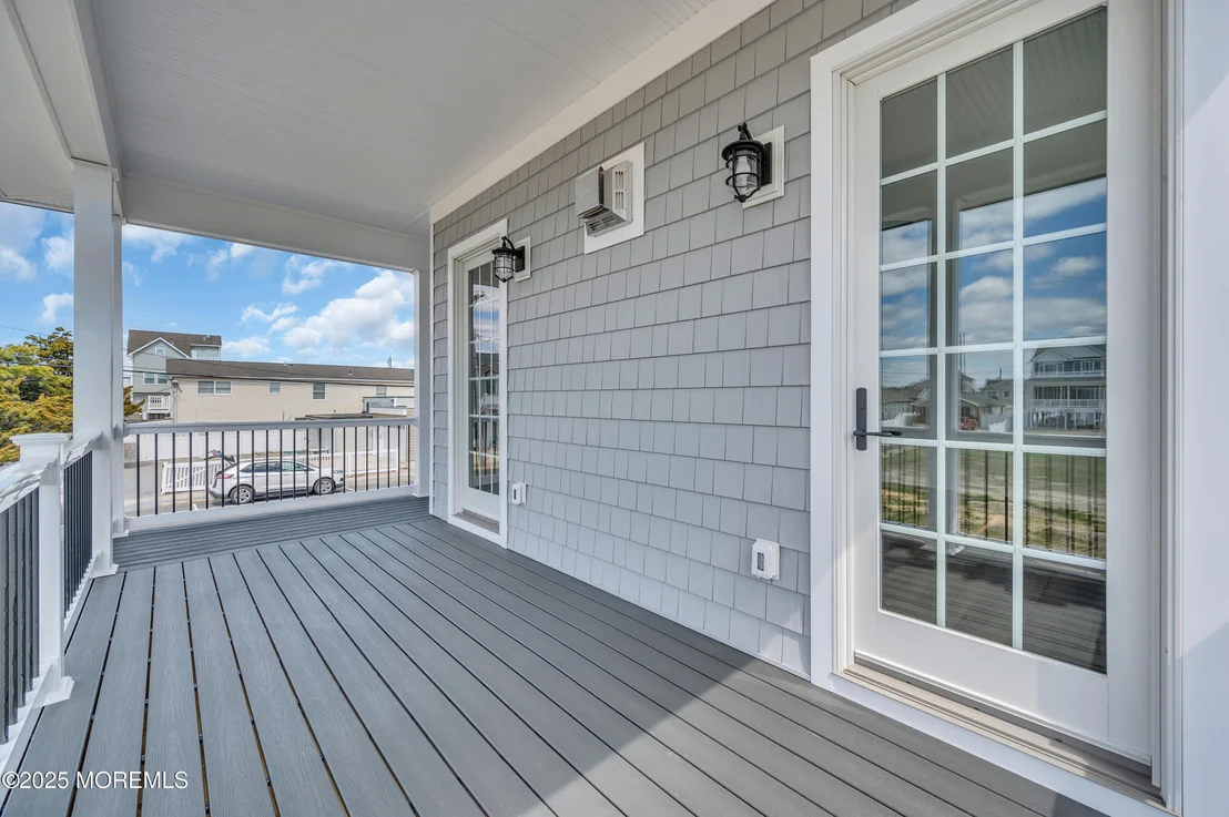 Photo of 103 5th Avenue