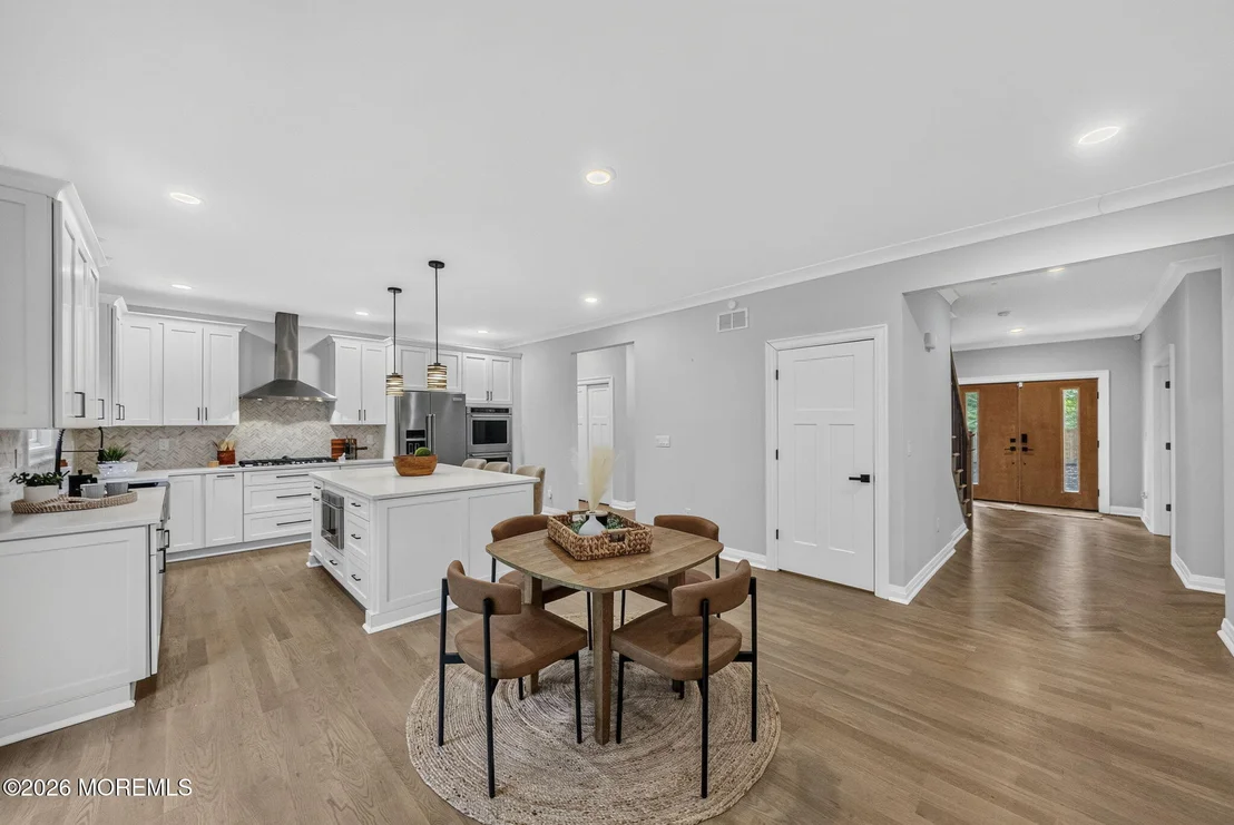 Photo of 284 Middle Road