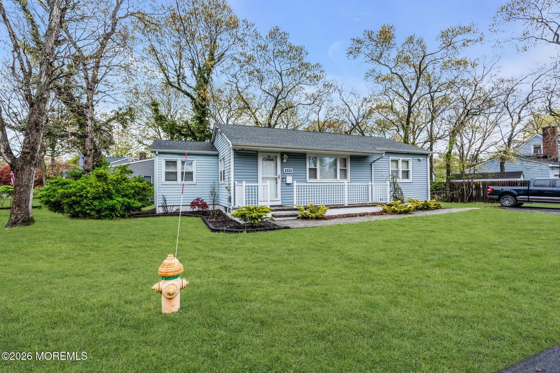 Photo of 593 Beach Plum Road