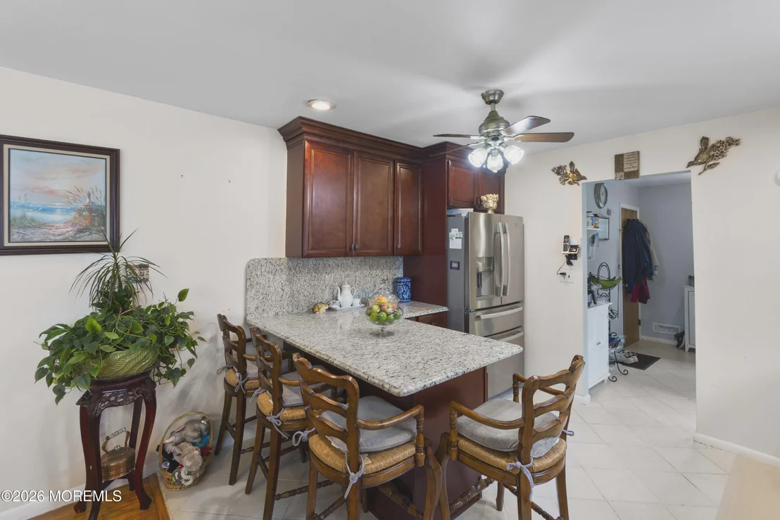 Photo of 416 Midstreams Road