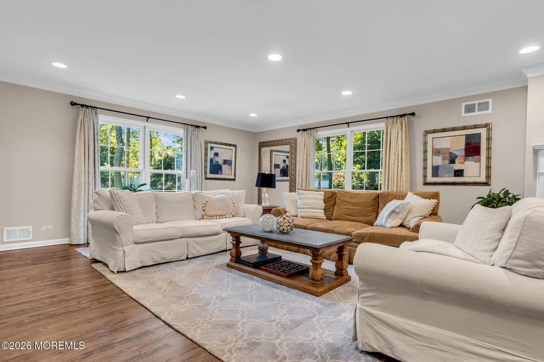 Photo of 17 Horicon Drive