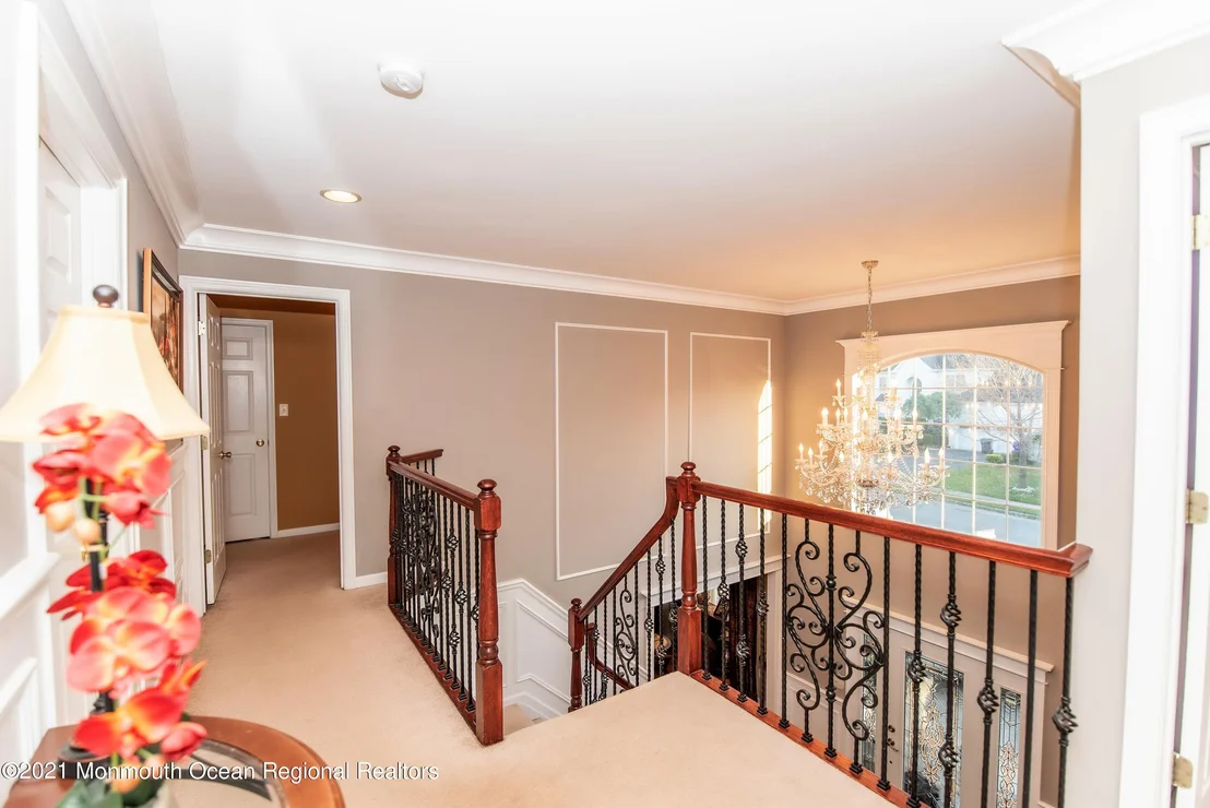 Photo of 607 Windcrest Court