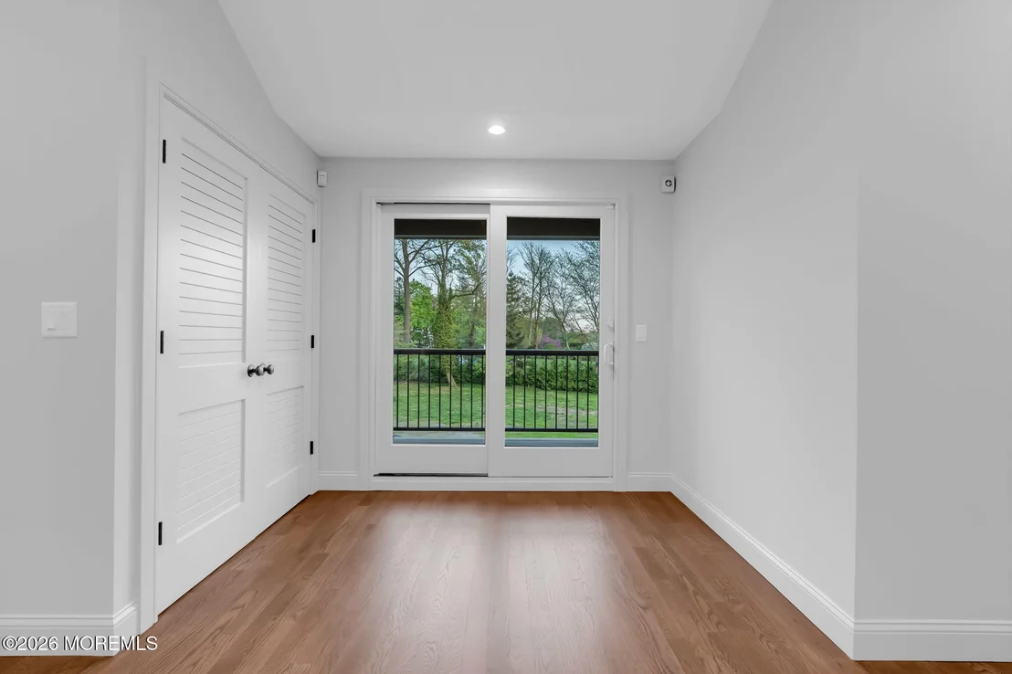 Photo of 181 Rumson Road
