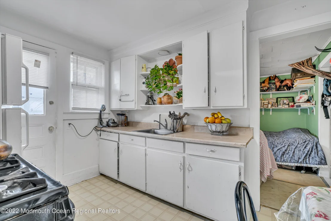 Photo of 68 Maple Avenue