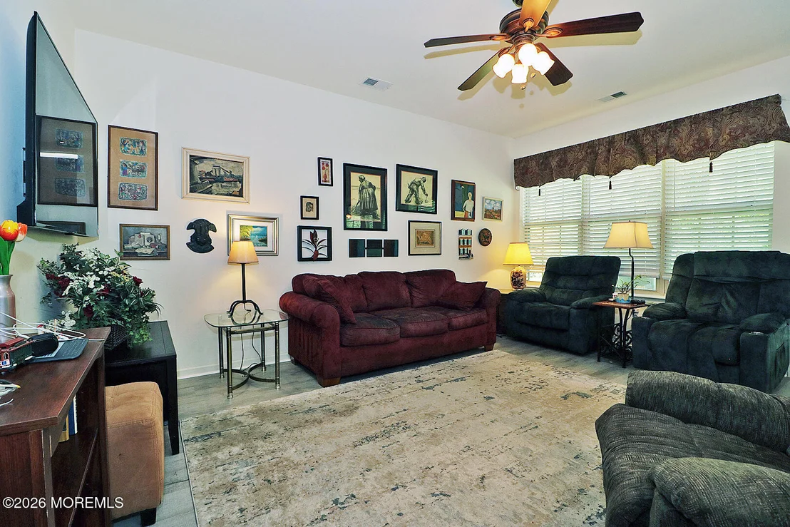 Photo of 27 Vineyard Way