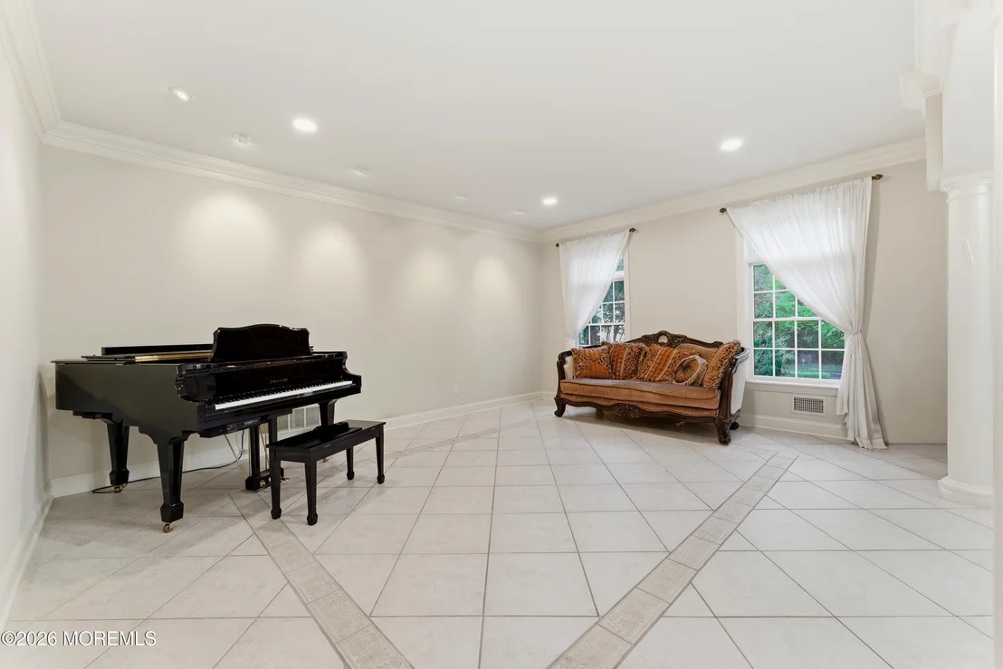 Photo of 143 Savannah Road