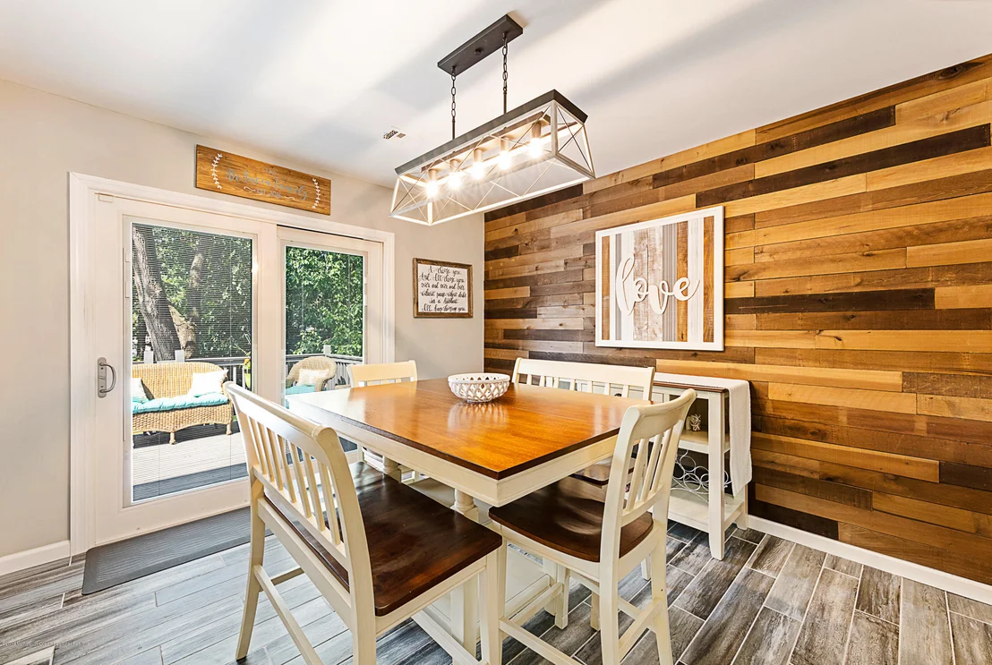 Photo of 612 Midstreams Road