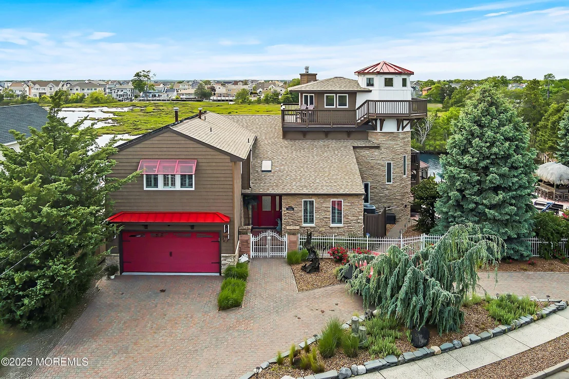 Photo of 54 Cedar Island Drive