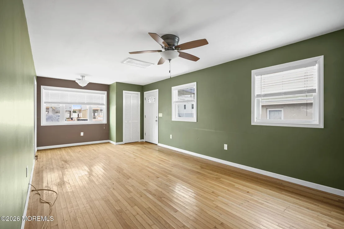 Photo of 303 Union Avenue