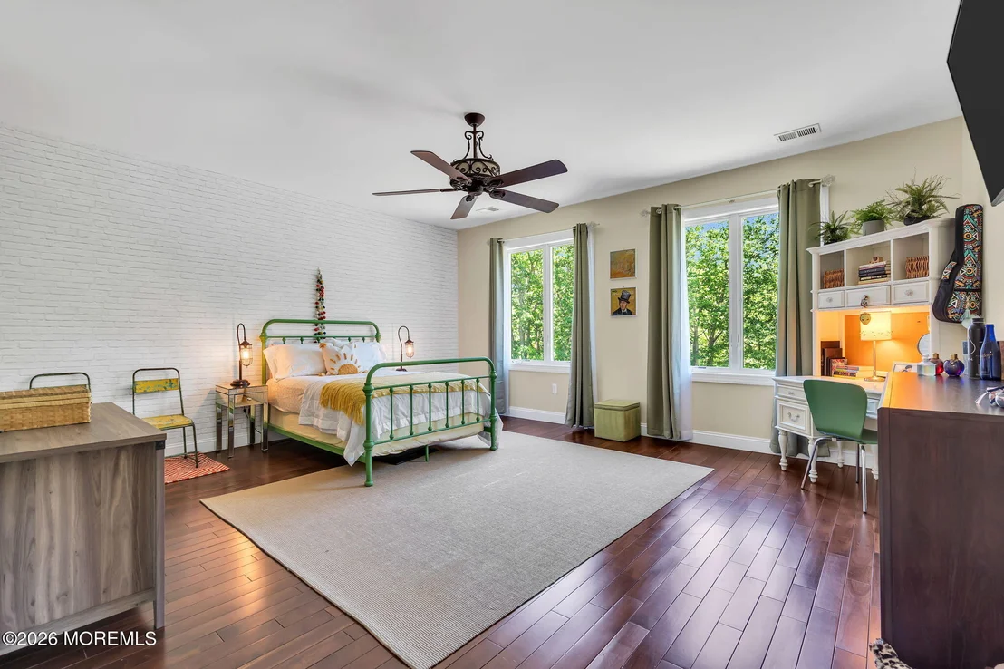 Photo of 347 Millstone Road