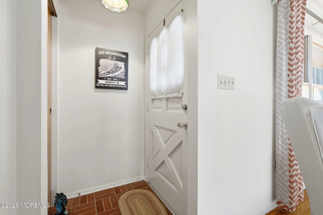 Photo of 481 Admiral Road
