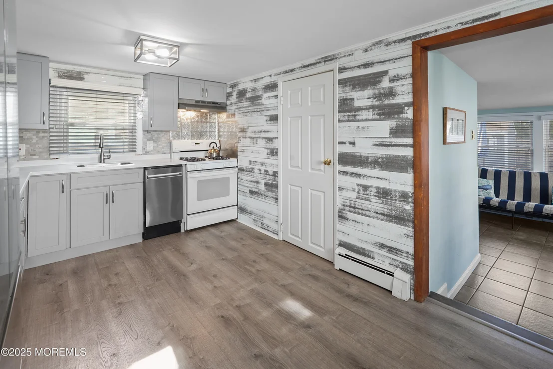 Photo of 1809 Pine Terrace