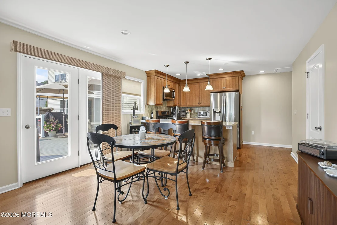 Photo of 452 Meadowood Road