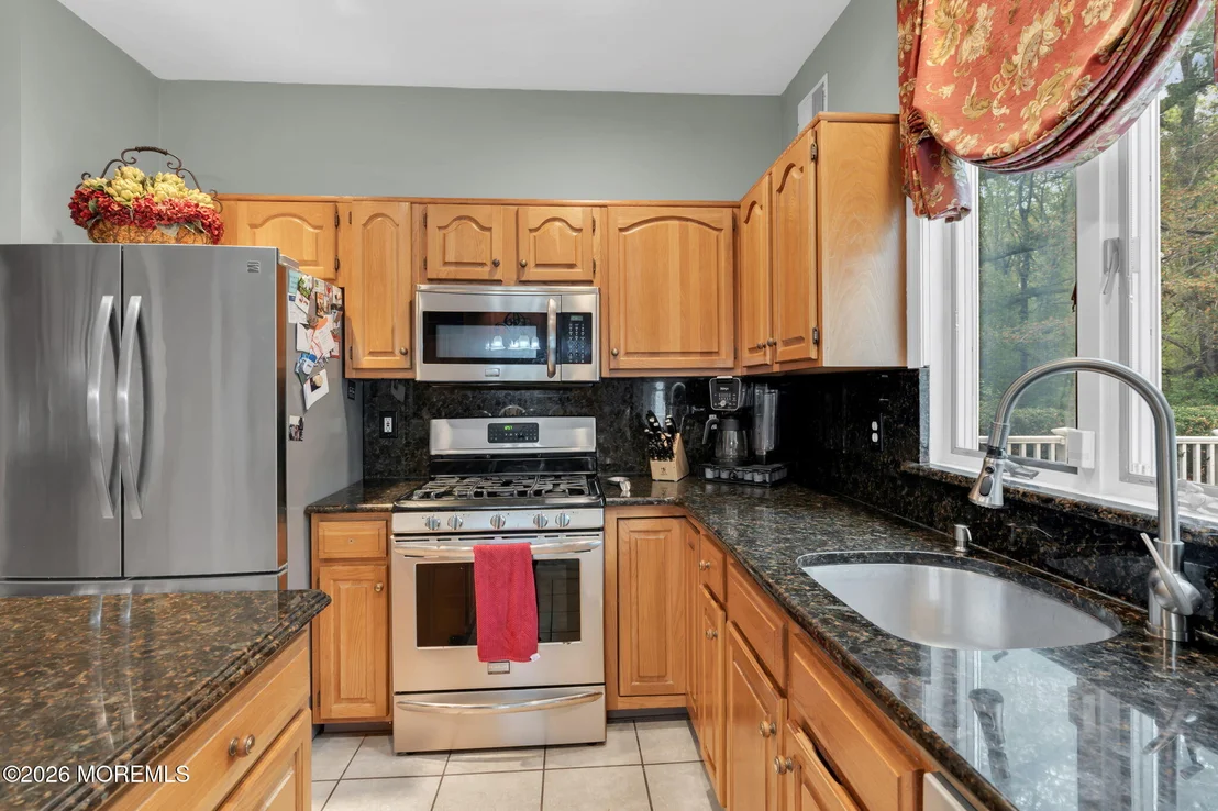 Photo of 4 Quaker Hill Road