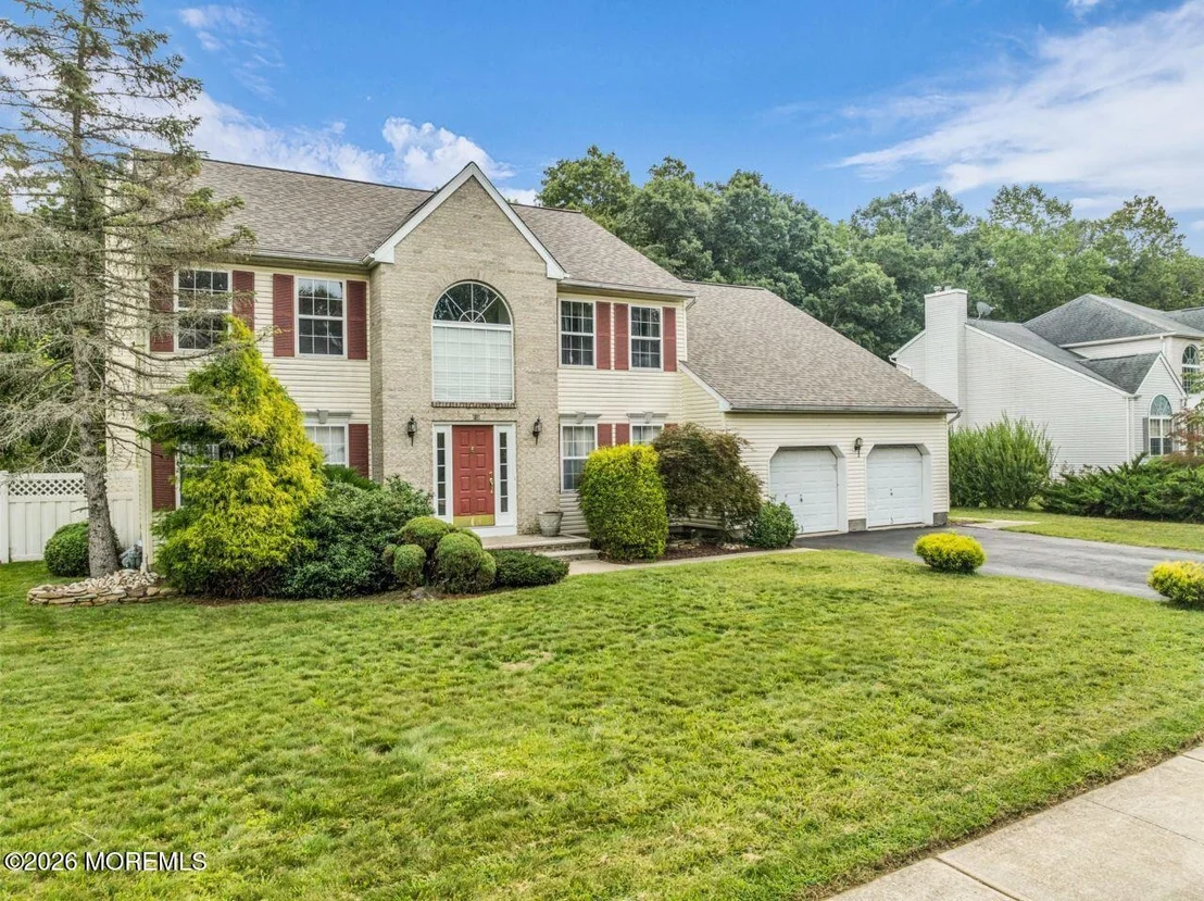 Photo of 383 Meadowood Road