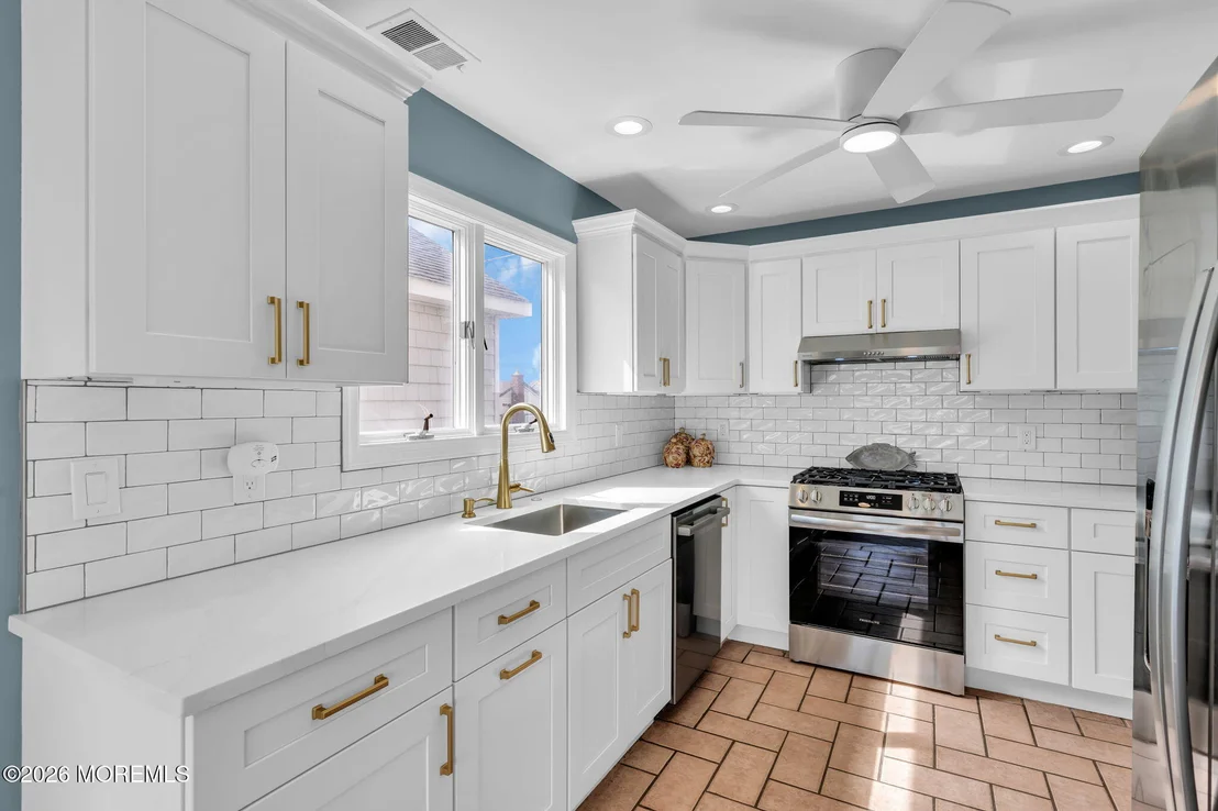 Photo of 3176 Ocean Road