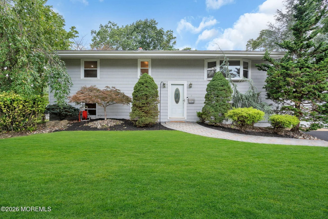 Photo of 9 Kensington Drive