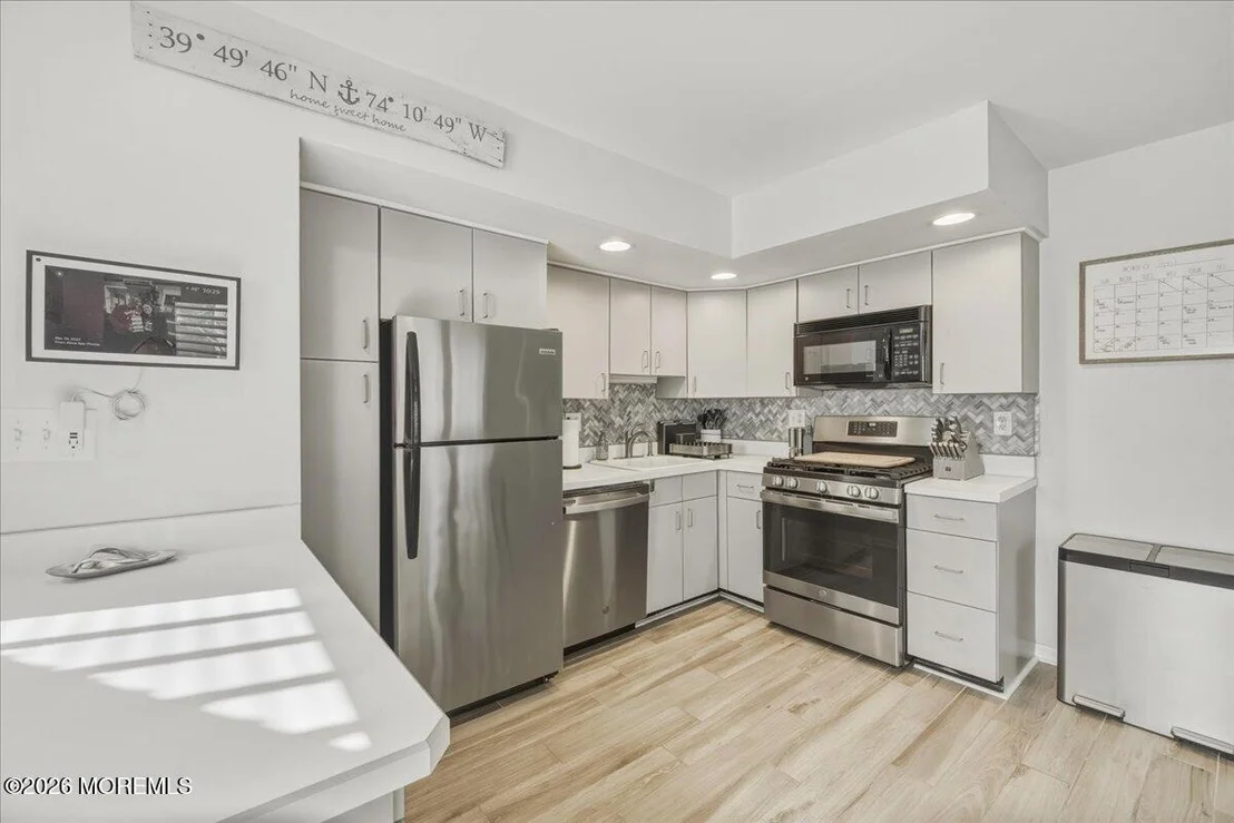 Photo of Unit 51 at 351 Harbor View