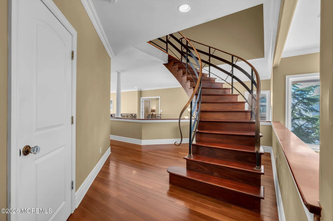 Photo of 342 Aldo Drive