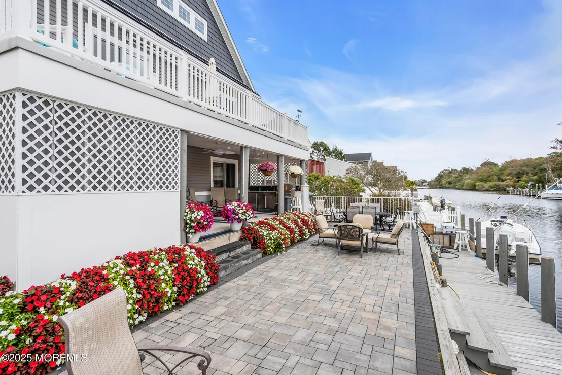Photo of 1131 Beach Boulevard
