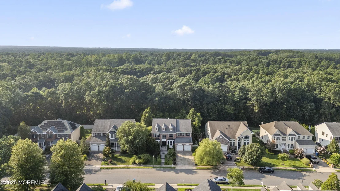 Photo of 7 Trumbull Court