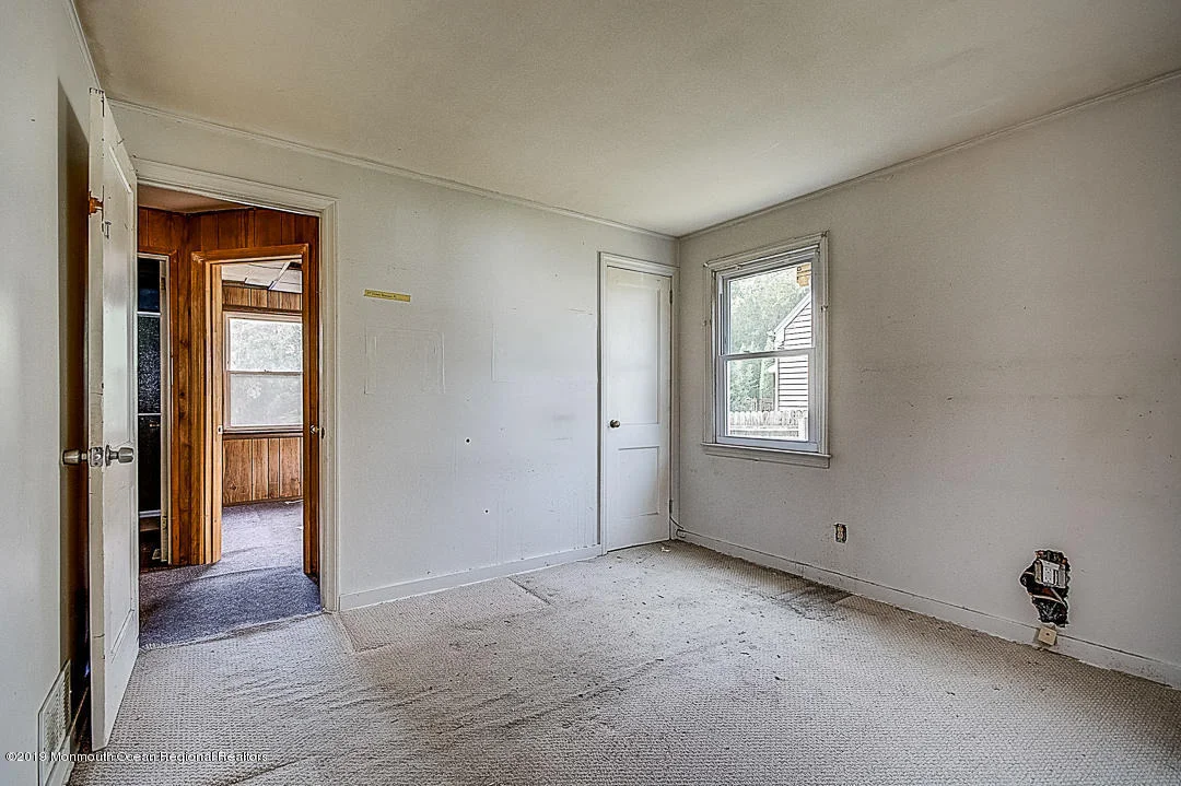 Photo of 329 Edgeview Road