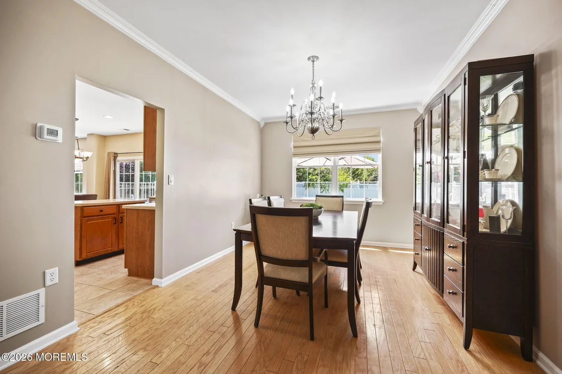 Photo of 389 Fordham Place