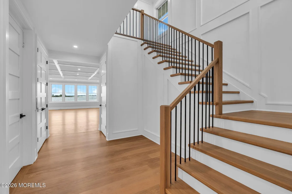 Photo of 151 Pershing Boulevard