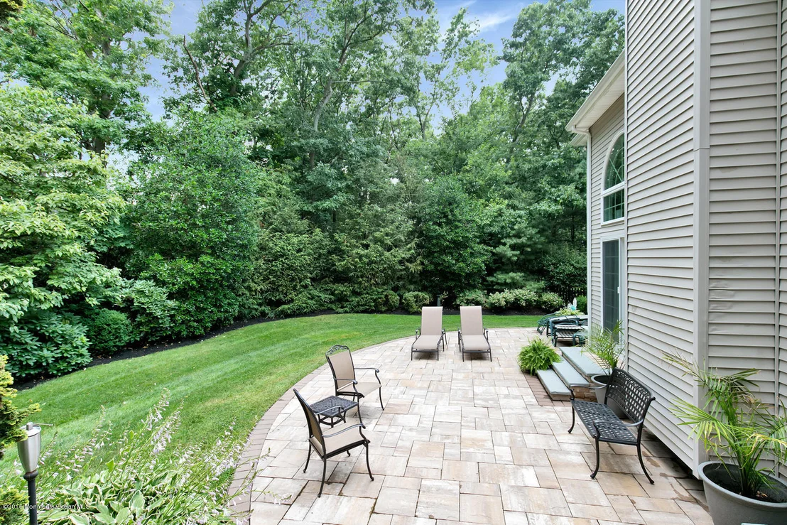 Photo of 1409 Crabapple Drive