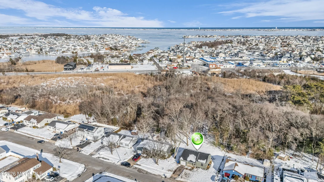 Photo of 213 Hamilton Drive
