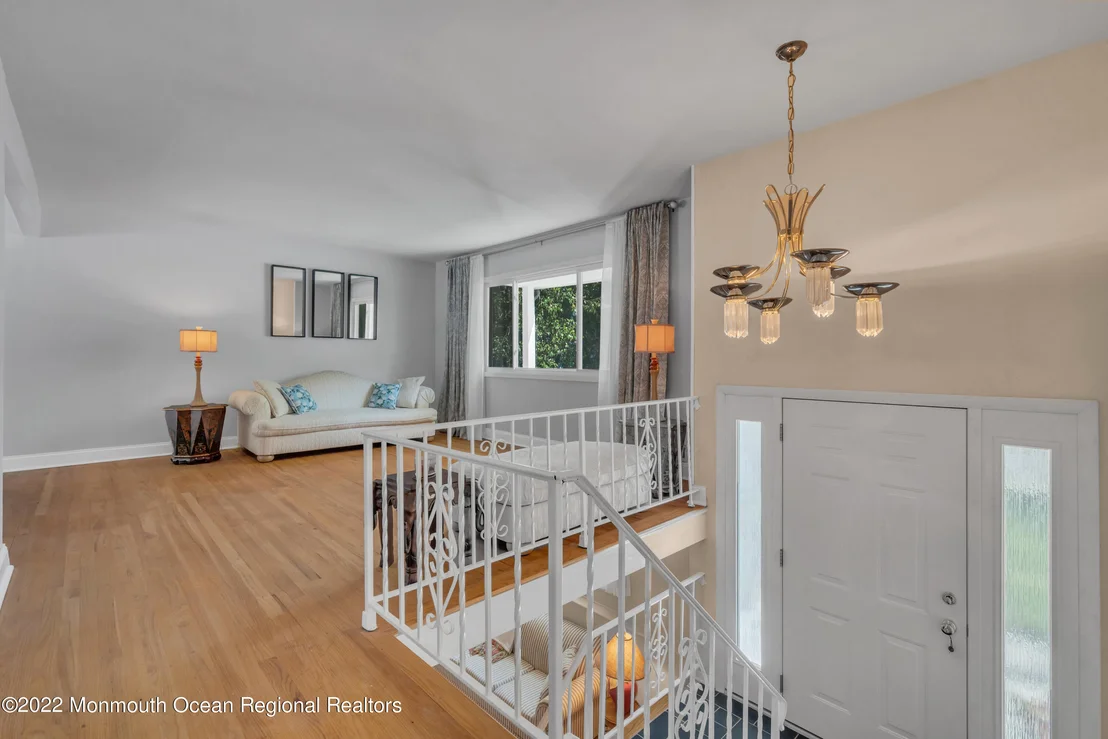 Photo of 19 Warren Drive