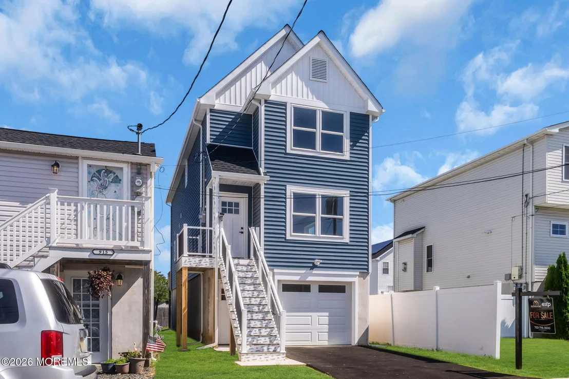 Photo of 917 5th Street