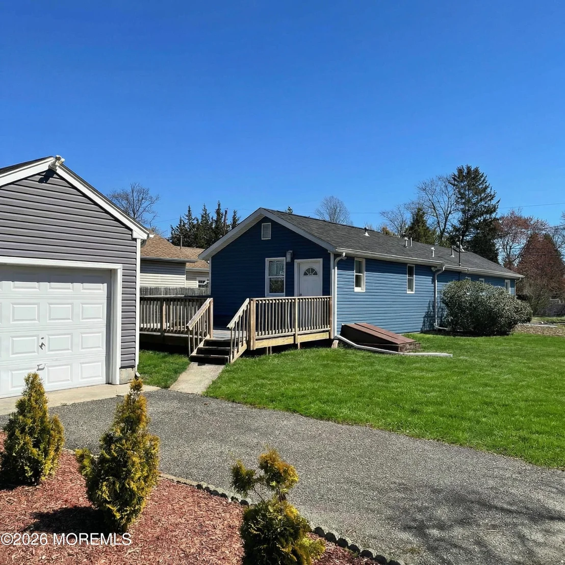 Photo of 1407 Edgemere Road