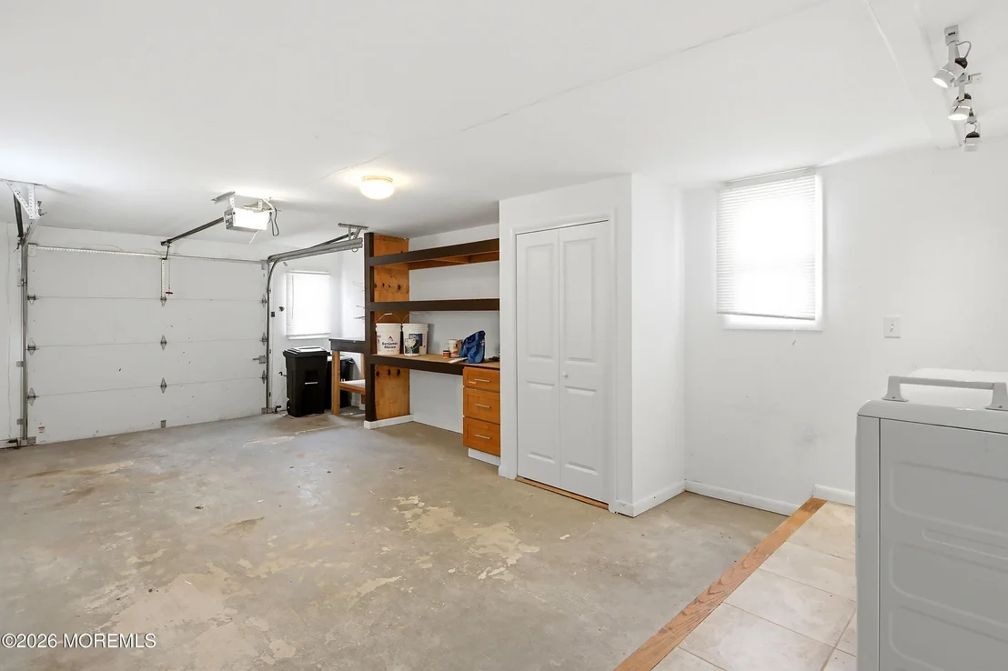Photo of 1111 Uranus Court