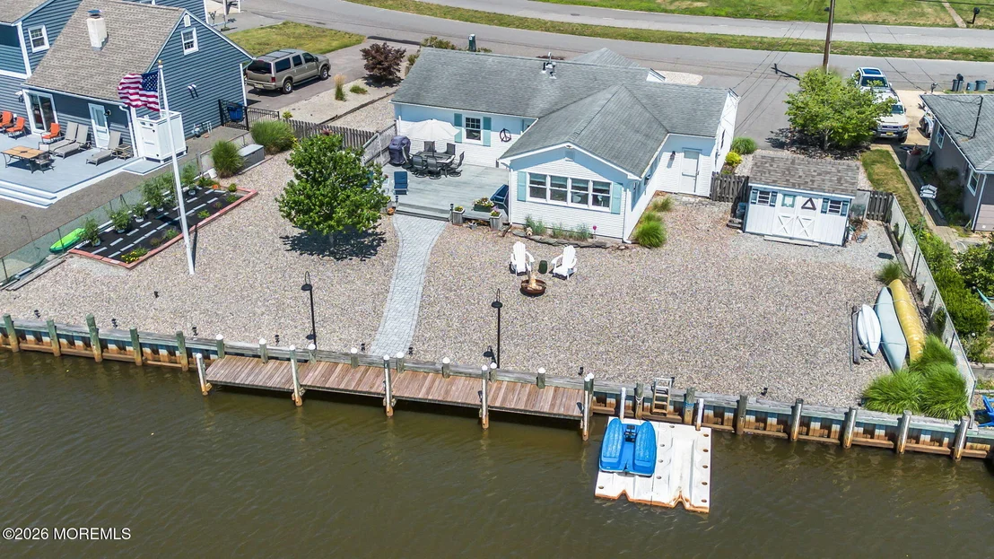 Photo of 39 Parkers Point Boulevard