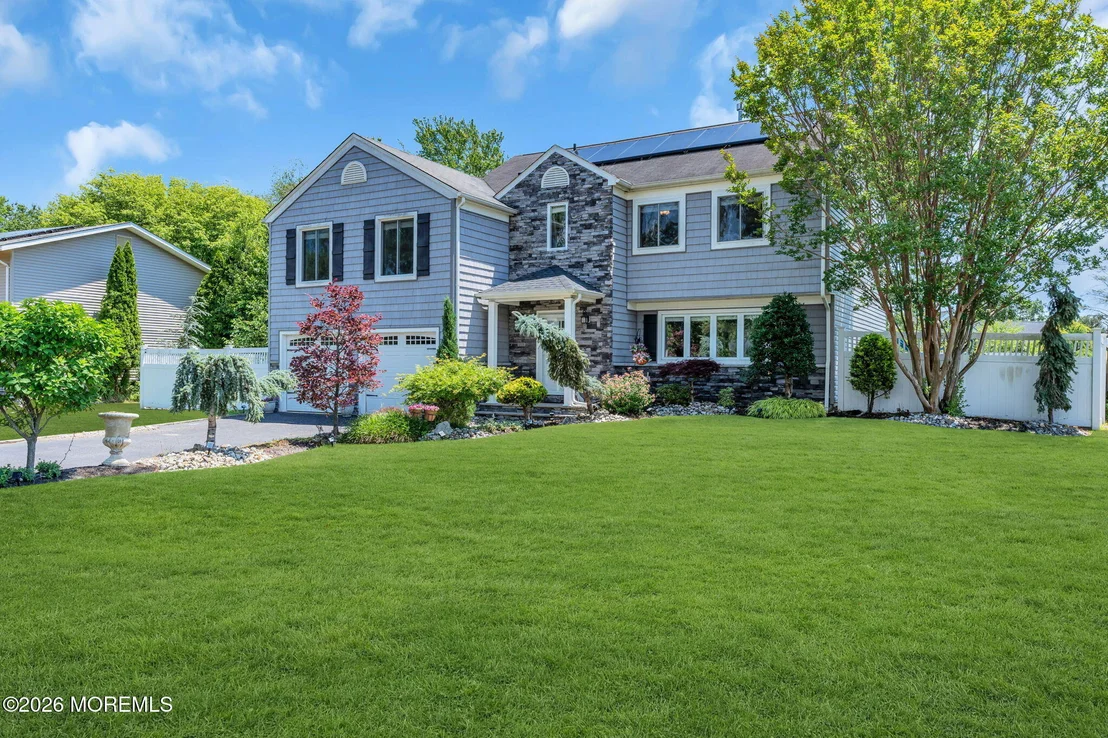Photo of 1083 Cavan Drive